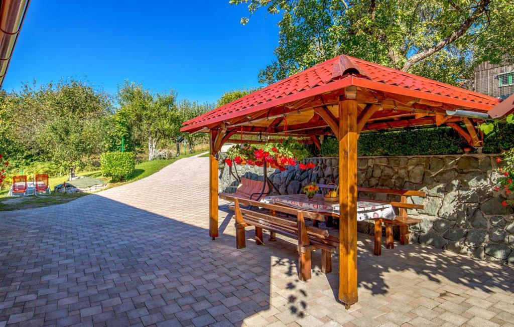 Apartman"Zibar" Skrad エクステリア 写真